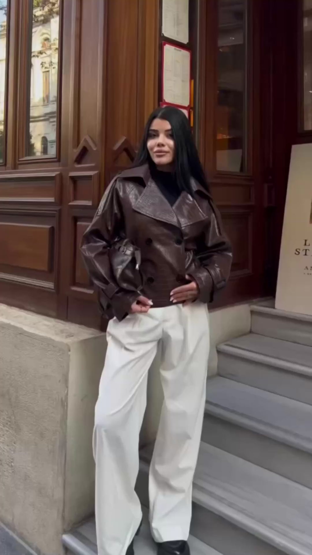 Елегантна Кроко Кожна Јакна