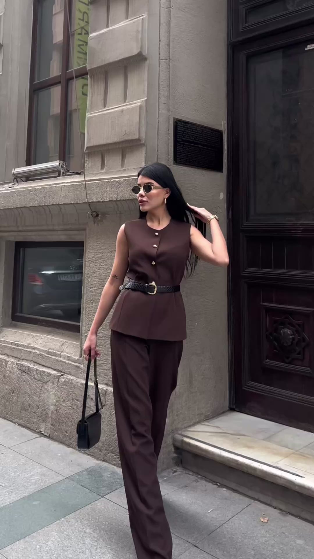 Елегантен Комплет Со Каиш